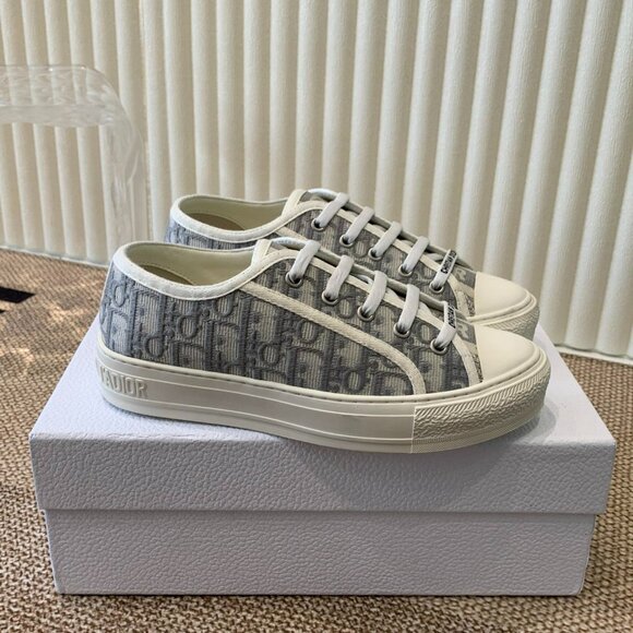 Dior letter canvas shoes